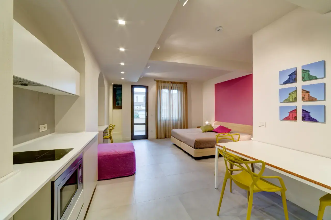 Bright interiors and modern furnishings of the Mono Smart.