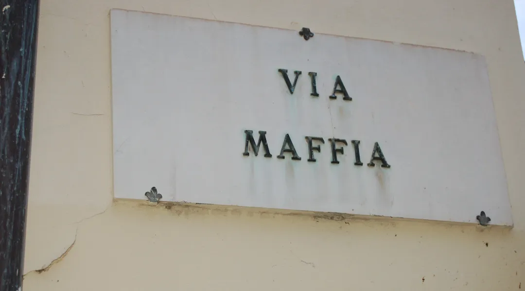Street sign of Via Maffia, address of Palazzo Mannaioni, suites in Florence.